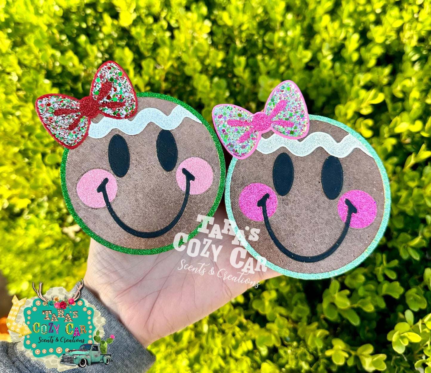 Gingerbread Girl Smiley