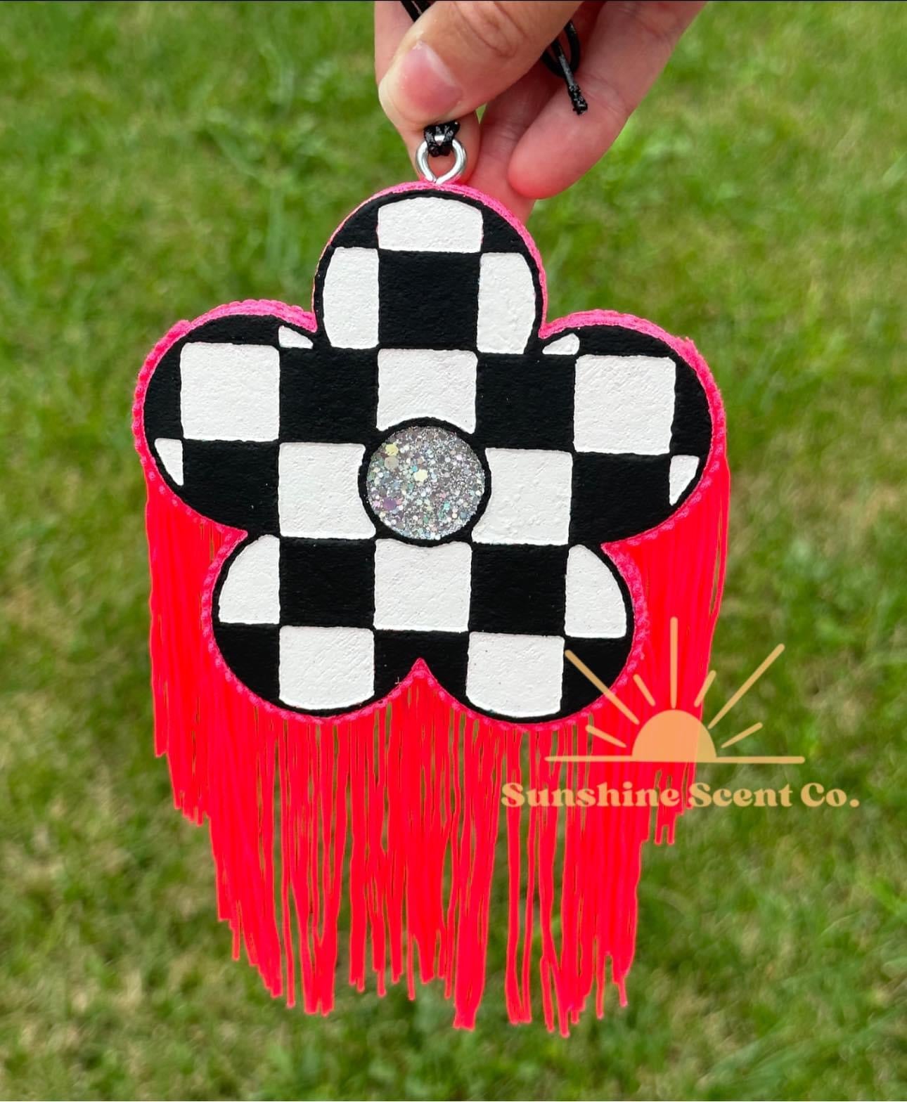 Retro Checkered Daisy