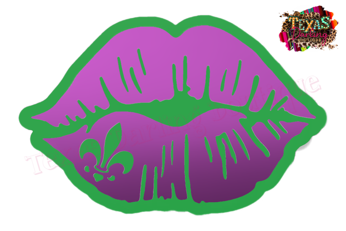 Fleur de Lis Lips