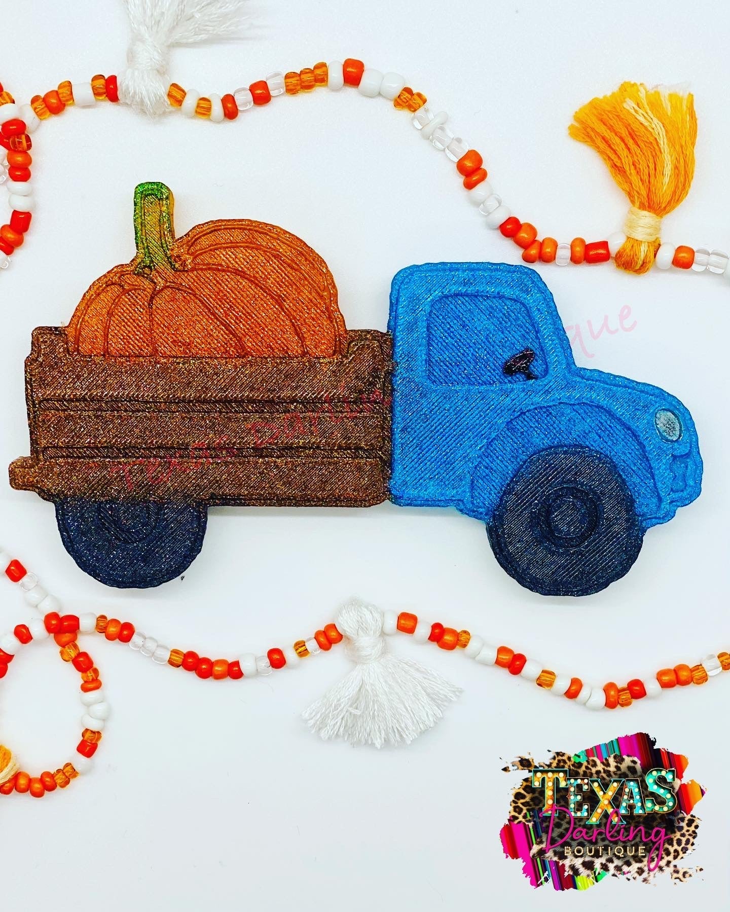 Destash - Truck with Pumpkin